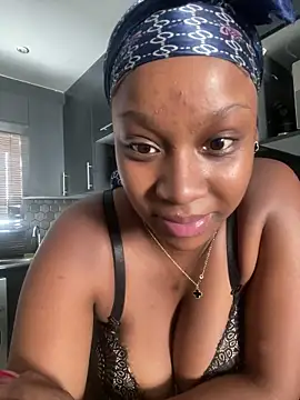 Candy Love 18 online show from 02/20/26, 09:10