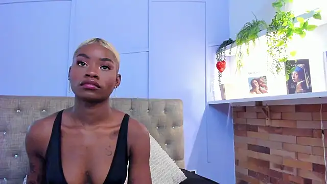 amber-hill online show from 02/03/26, 06:13