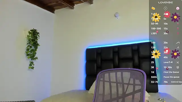 Snapshot of Joe23__ chatting on 01/16/25, 08:03 Joe23 online show from 01/16/25, 08:03