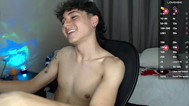 Snapshot of Joe23__ chatting on 03/08/25, 08:03 Joe23 online show from 03/08/25, 08:03