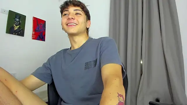 Snapshot of Joe23__ chatting on 09/12/25, 02:00 Joe23 online show from 09/12/25, 02:00