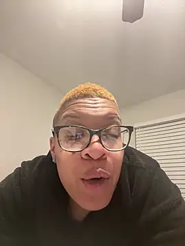 SexyHoneyRedd online show from 03/06/26, 10:23