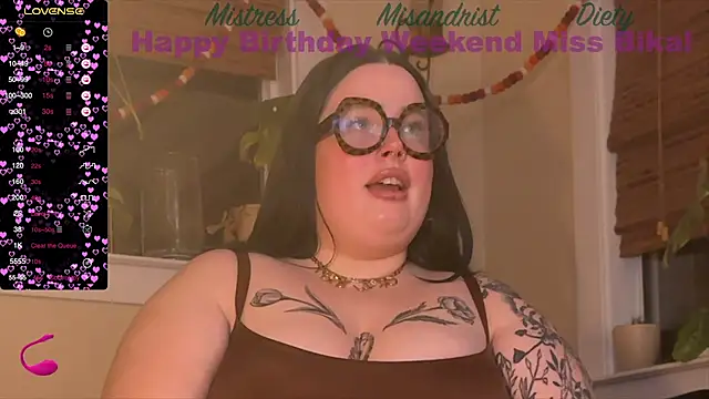 Snapshot of MissBika chatting on 01/13/25, 04:39 MissBika online show from 01/13/25, 04:39