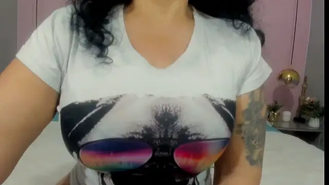 valeriasexxx online show from 02/18/25, 09:32