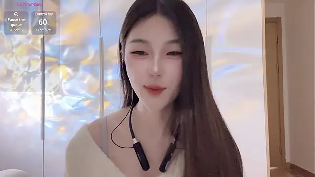 Snapshot of Sweet-Angel999 chatting on 02/22/25, 03:14 Sweet-Angel999 online show from 02/22/25, 03:14