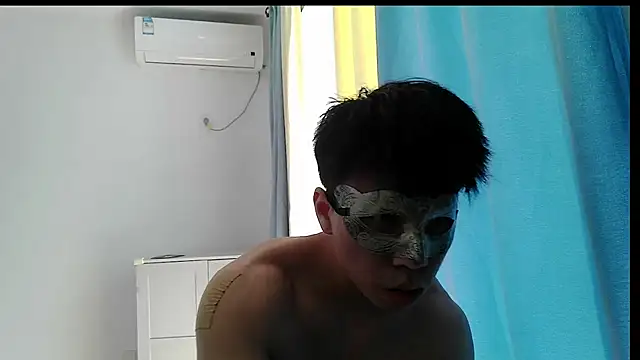 Snapshot of shuai321 chatting on 02/26/25, 02:36 shuai321 online show from 02/26/25, 02:36