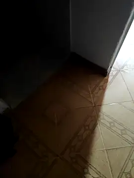 Snapshot of complisex2024 chatting on 10/26/25, 05:46 complisex2024 online show from 10/26/25, 05:46