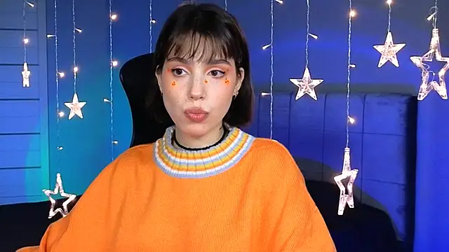 Snapshot of Stacy_Gonzales_ chatting on 10/31/25, 10:38 Stacy Gonzales online show from 10/31/25, 10:38