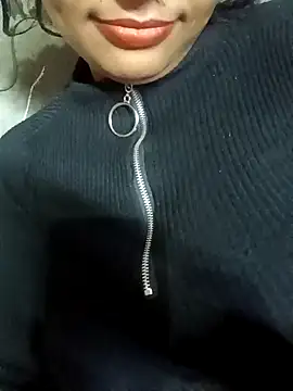 Snapshot of Wifesuman40 chatting on 12/05/24, 08:11 Wifesuman40 online show from 12/05/24, 08:11