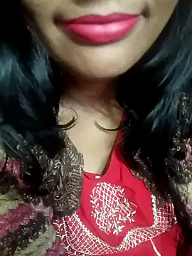 Snapshot of Wifesuman40 chatting on 12/10/24, 06:28 Wifesuman40 online show from 12/10/24, 06:28