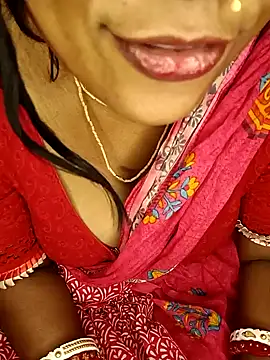 Snapshot of Wifesuman40 chatting on 12/27/24, 06:57 Wifesuman40 online show from 12/27/24, 06:57