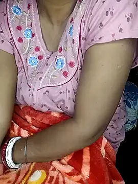 Snapshot of Wifesuman40 chatting on 12/28/24, 04:52 Wifesuman40 online show from 12/28/24, 04:52