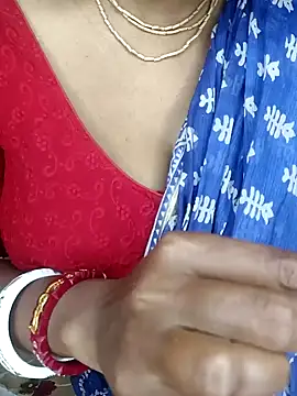 Snapshot of Wifesuman40 chatting on 12/29/24, 11:40 Wifesuman40 online show from 12/29/24, 11:40