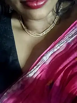 Snapshot of Wifesuman40 chatting on 12/30/24, 03:14 Wifesuman40 online show from 12/30/24, 03:14