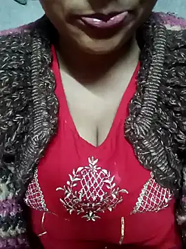 Snapshot of Wifesuman40 chatting on 01/02/25, 05:07 Wifesuman40 online show from 01/02/25, 05:07