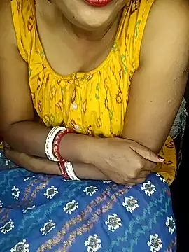 Snapshot of Wifesuman40 chatting on 01/05/25, 06:45 Wifesuman40 online show from 01/05/25, 06:45