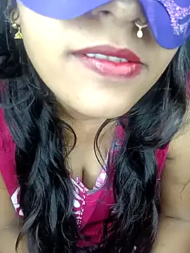 Snapshot of Wifesuman40 chatting on 01/25/25, 11:13 Wifesuman40 online show from 01/25/25, 11:13