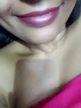 Snapshot of Wifesuman40 chatting on 03/09/25, 12:31 Wifesuman40 online show from 03/09/25, 12:31