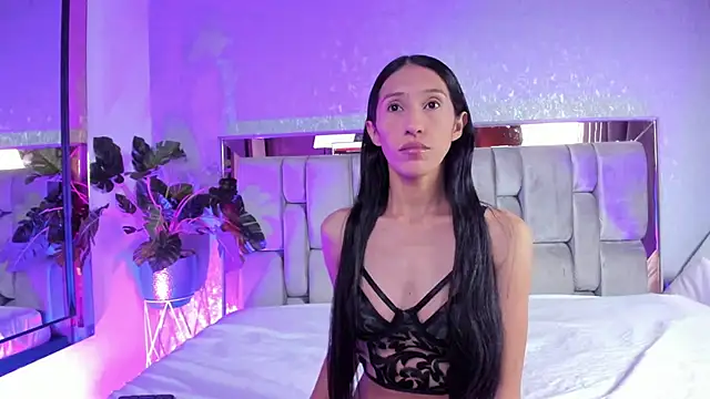 Snapshot of RoseTaylor__ chatting on 07/03/26, 12:17 RoseTaylor online show from 07/03/26, 12:17