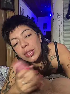 Snapshot of VenomKushx chatting on 03/21/25, 04:17 VenomKushx online show from 03/21/25, 04:17