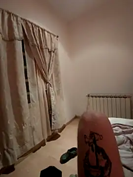 Snapshot of VenomKushx chatting on 12/19/25, 02:40 VenomKushx online show from 12/19/25, 02:40