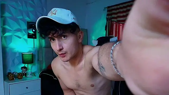 santyago taylor online show from 02/05/25, 09:50