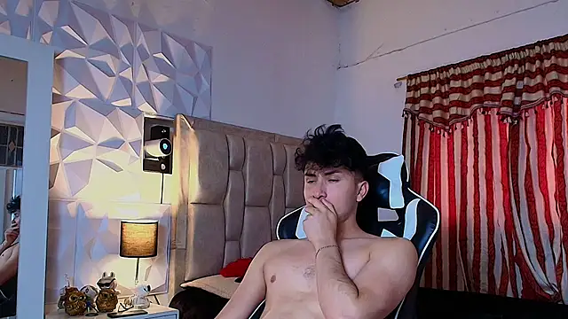 santyago taylor online show from 02/12/25, 07:45