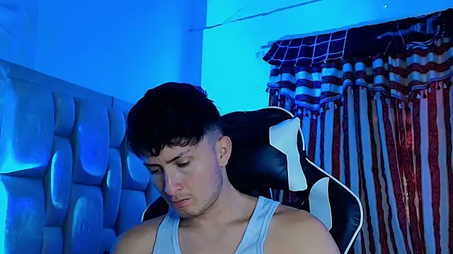 santyago taylor online show from 03/20/25, 09:56