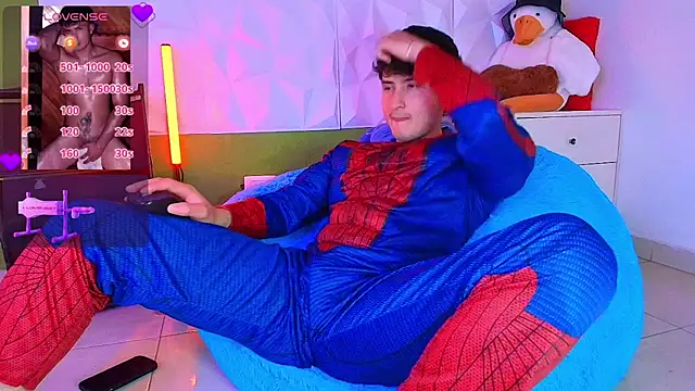 santyago taylor online show from 10/01/25, 06:58