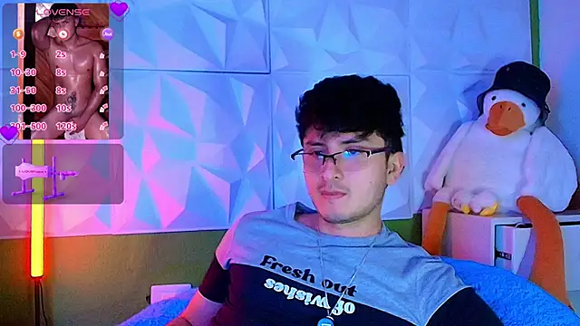 santyago taylor online show from 10/09/25, 07:01