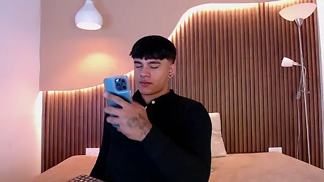 LuciferM Star online show from 02/10/26, 04:16