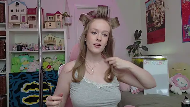 Snapshot of Daisy_Dollxo chatting on 04/28/26, 07:08 Daisy Dollxo online show from 04/28/26, 07:08