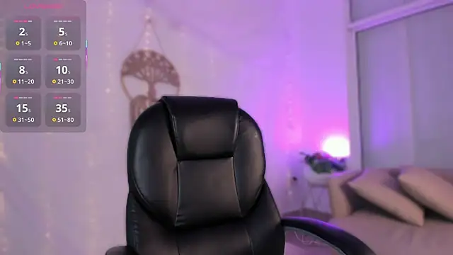 aisha sakina online show from 09/28/25, 09:42