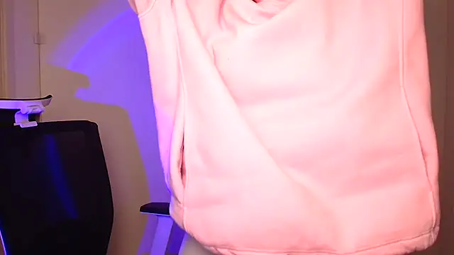 Fantasy July online show from 12/20/24, 09:43