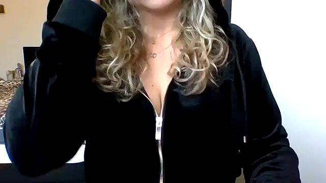 JenniLowen online show from 01/17/25, 09:06