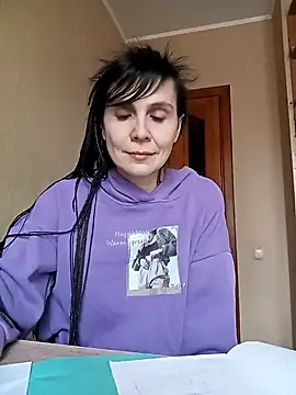 Francenia lolis online show from 02/14/25, 06:56