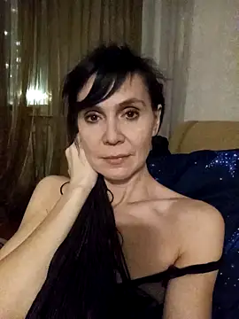 Francenia lolis online show from 02/14/25, 08:15