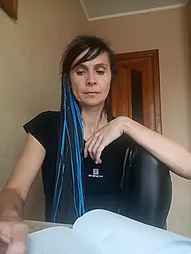 Francenia lolis online show from 09/16/25, 06:47