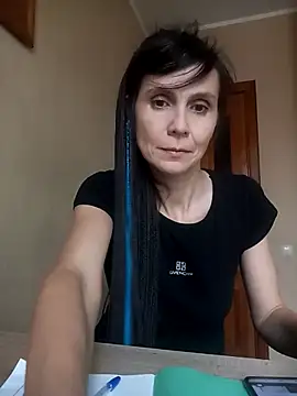 Francenia lolis online show from 10/24/25, 09:06