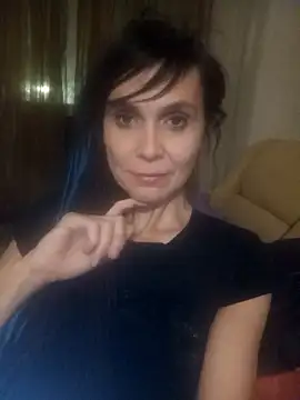 Francenia lolis online show from 12/16/25, 06:35