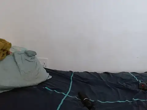 kittydollyx02 online show from 02/02/26, 04:55