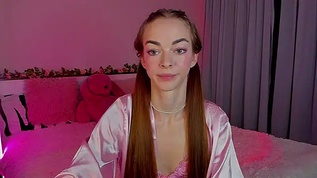 Undertheskin online show from 12/08/24, 02:41