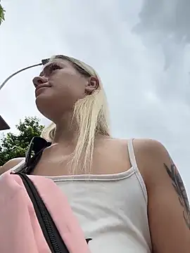 -Sexy Barbie- online show from 12/18/25, 02:50