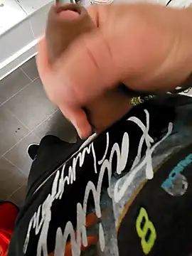 eric69 69 online show from 10/19/25, 03:12