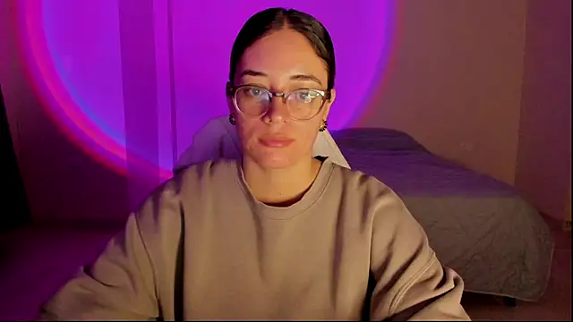 atenas 05  online show from 10/23/25, 07:51