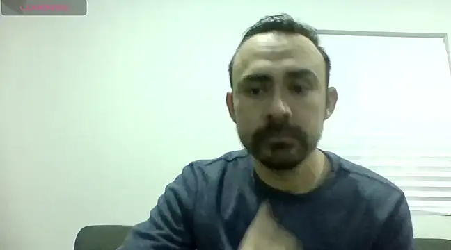 Snapshot of mexicancockk1 chatting on 01/04/25, 02:14 mexicancockk1 online show from 01/04/25, 02:14
