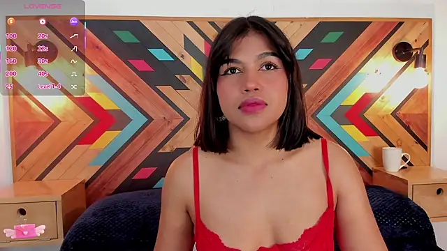 Snapshot of NaiirobiSwan chatting on 11/13/25, 07:46 NaiirobiSwan online show from 11/13/25, 07:46