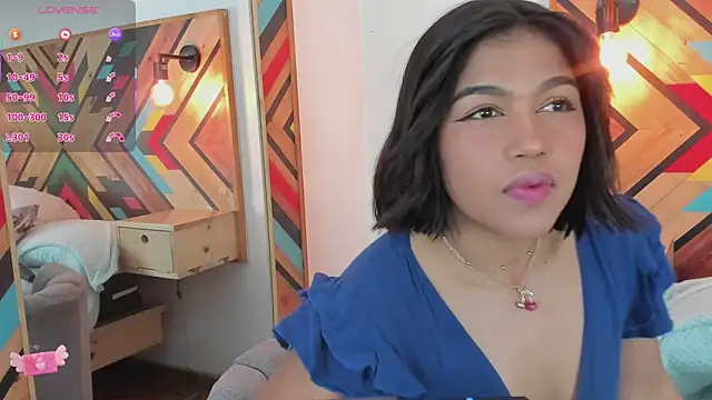 Snapshot of NaiirobiSwan chatting on 11/21/25, 07:45 NaiirobiSwan online show from 11/21/25, 07:45