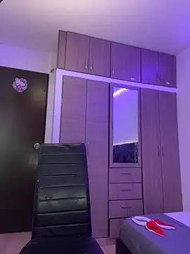 alisson carolina73 online show from 12/07/24, 04:31