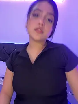 alisson carolina73 online show from 12/08/24, 10:25